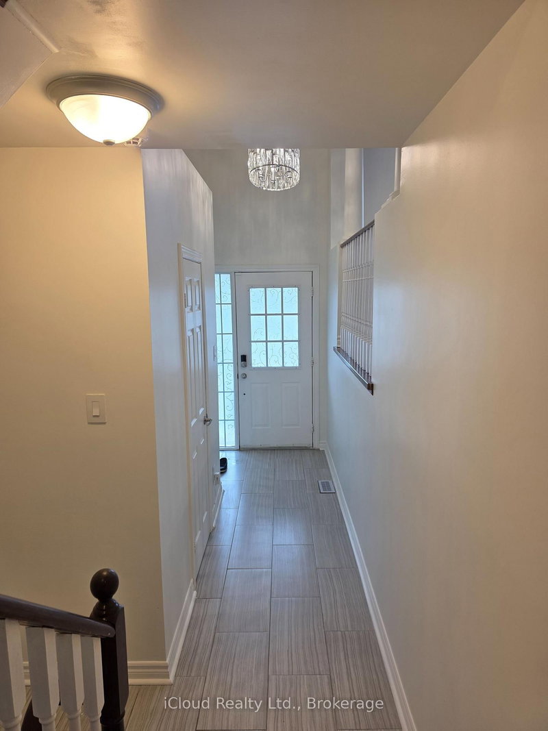68 - 2398 Britannia Road W