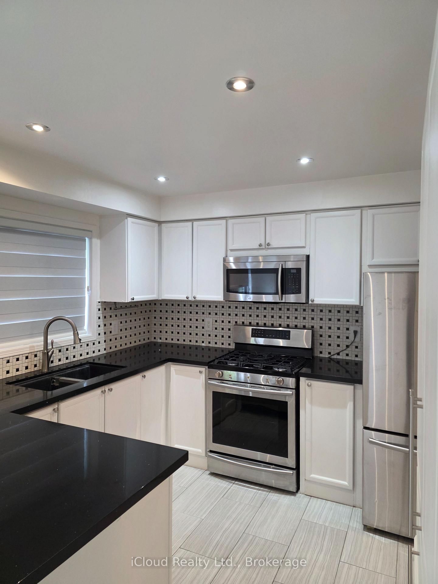 2398 Britannia Road W • #68 • Mississauga, ON photo 9