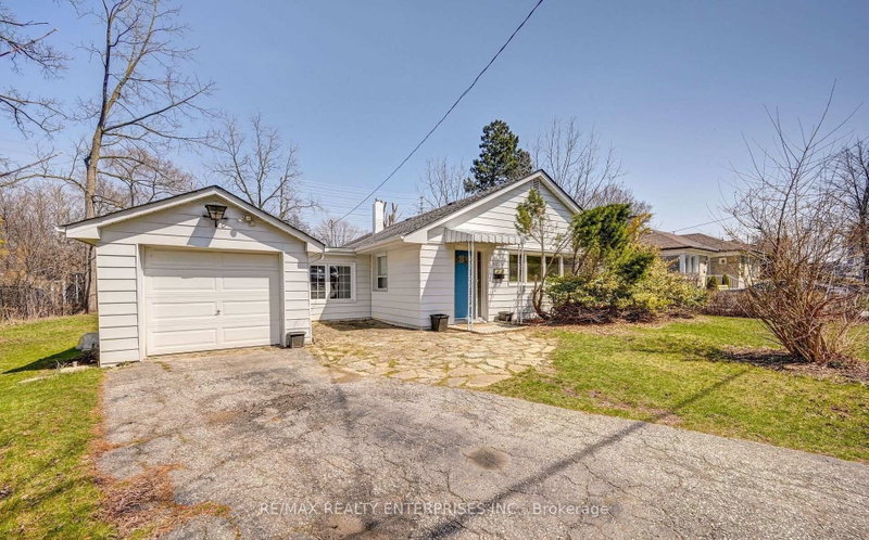 1235 Old River Road
