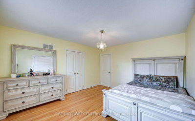 1235 Old River Mississauga,ON L5G 3G2 — Photo 31