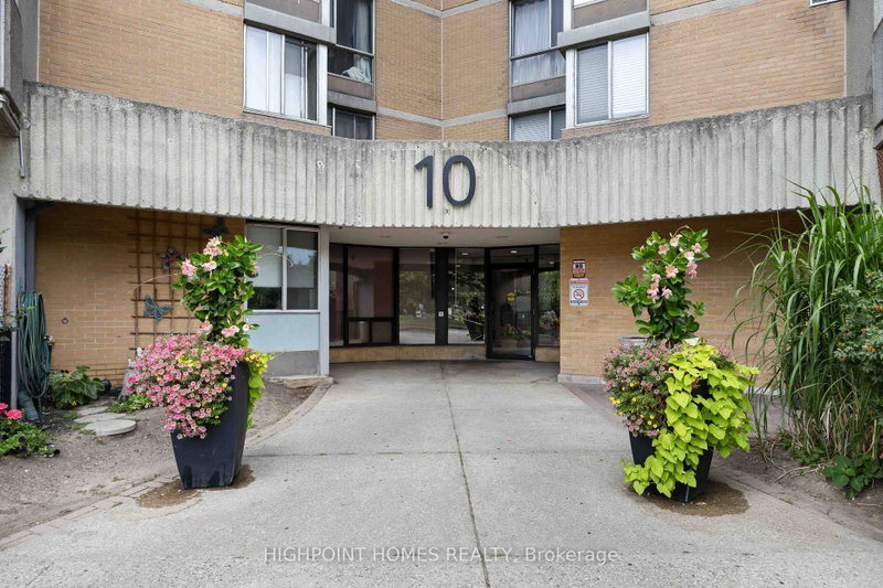 109 - 10 Martha Eaton Way