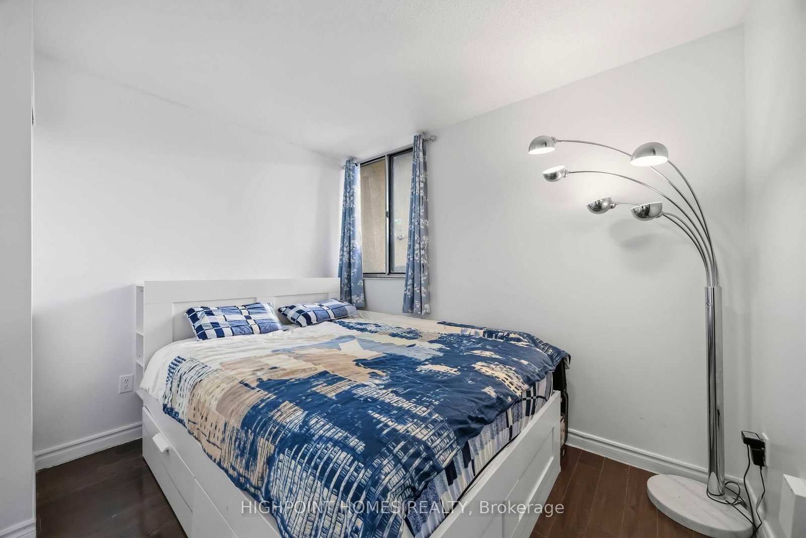10 Martha Eaton Way • #109 • Toronto, ON photo 24