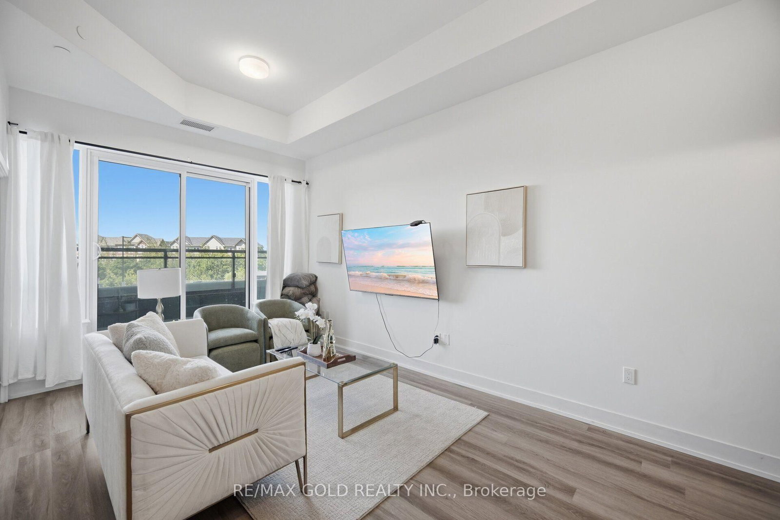395 Dundas Street W • #243 • Oakville, ON photo 10