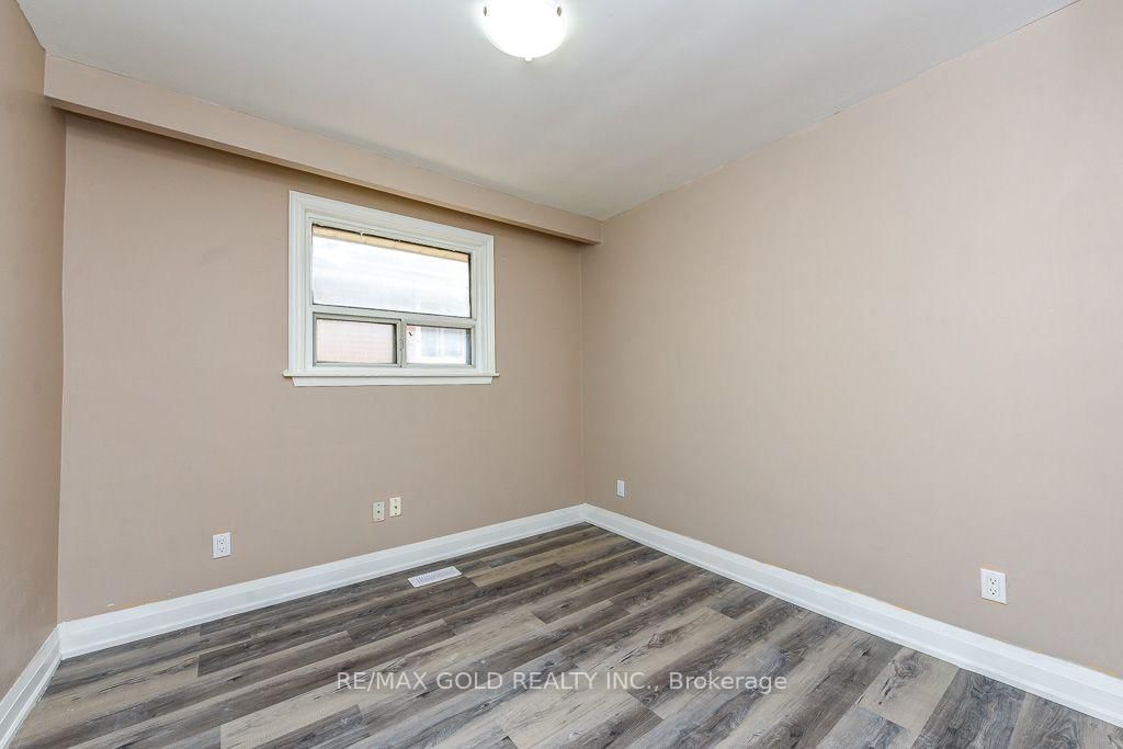 7624 Middleshire Drive • Mississauga, ON photo 18