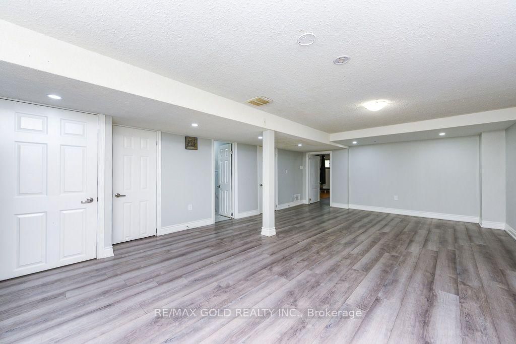 7624 Middleshire Drive • Mississauga, ON photo 36