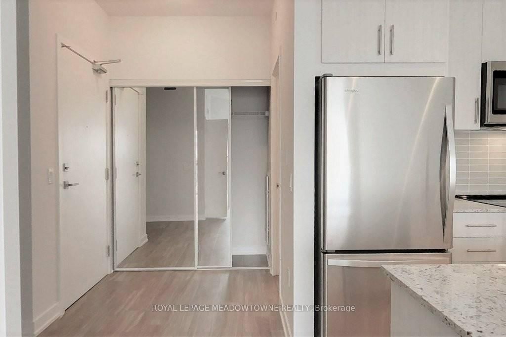 2411-4055 Parkside Dr, Mississauga, view 13