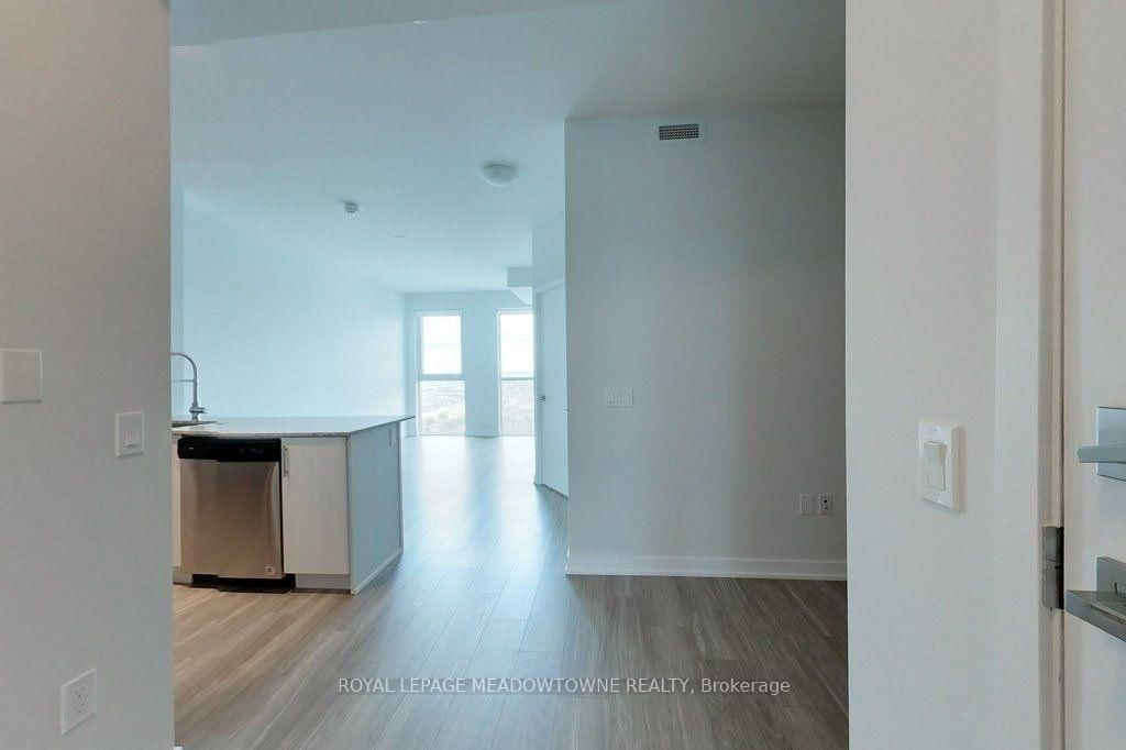 2411-4055 Parkside Dr, Mississauga, view 15