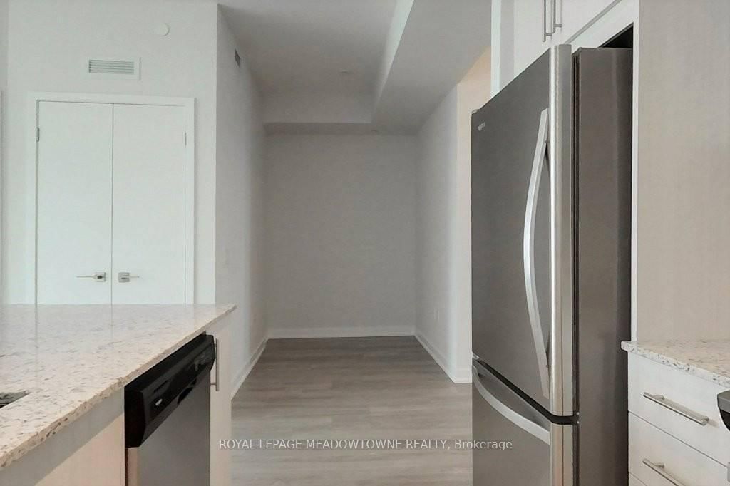 2411-4055 Parkside Dr, Mississauga, view 17