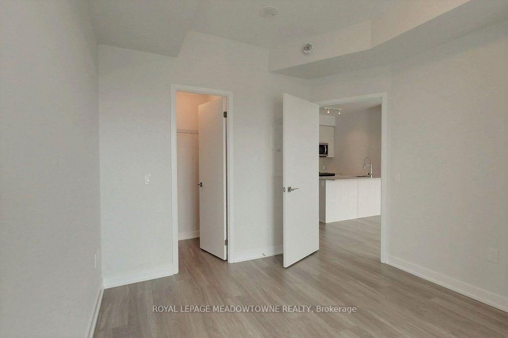 2411-4055 Parkside Dr, Mississauga, view 24