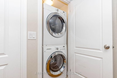 15 Cailiff Brampton,ON L6Y 0P9 — Photo 15