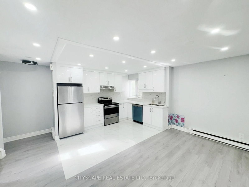 192 - 1055 Dundas Street E