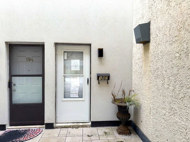 192 - 1055 Dundas Street E