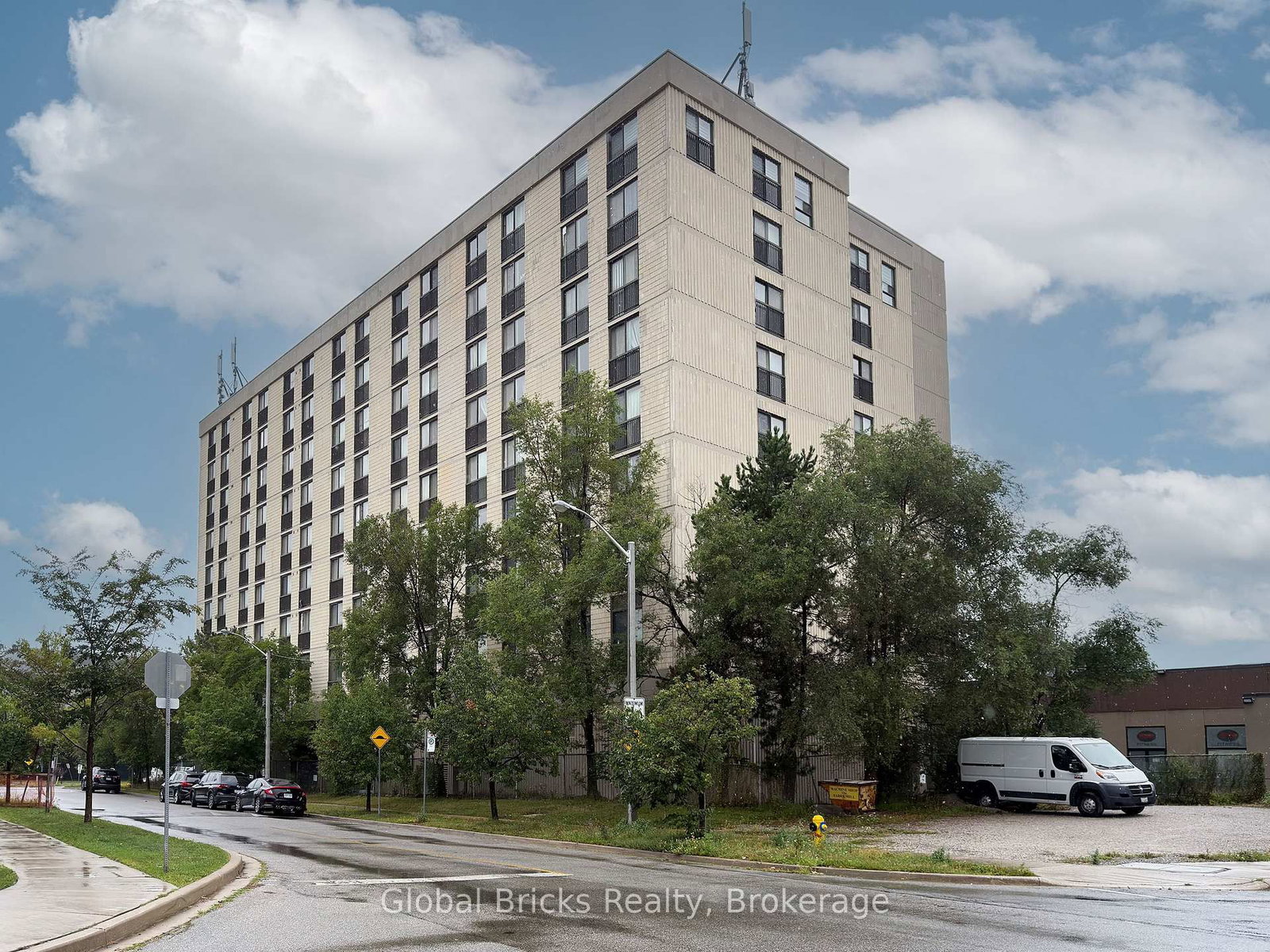 2737 Keele Street • #901 • Toronto, ON photo 20