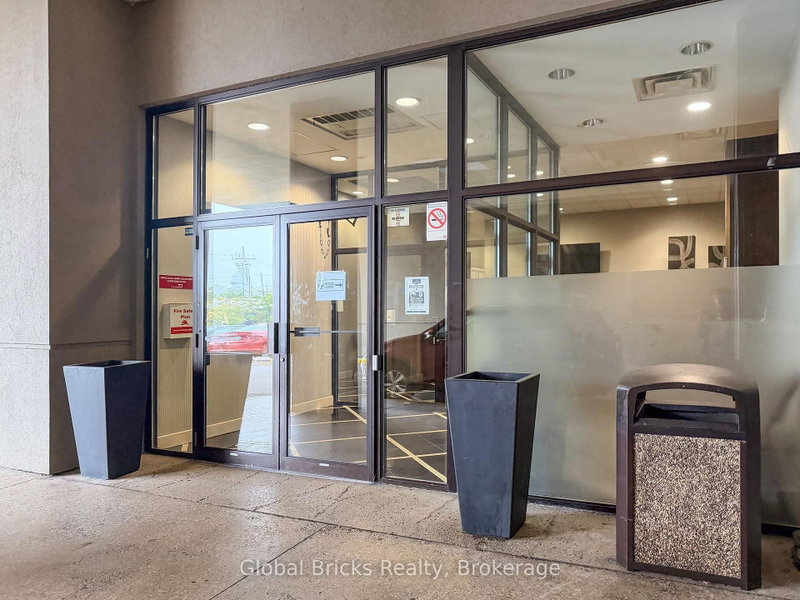 2737 Keele Toronto,ON M3M 2E9 — Photo 22