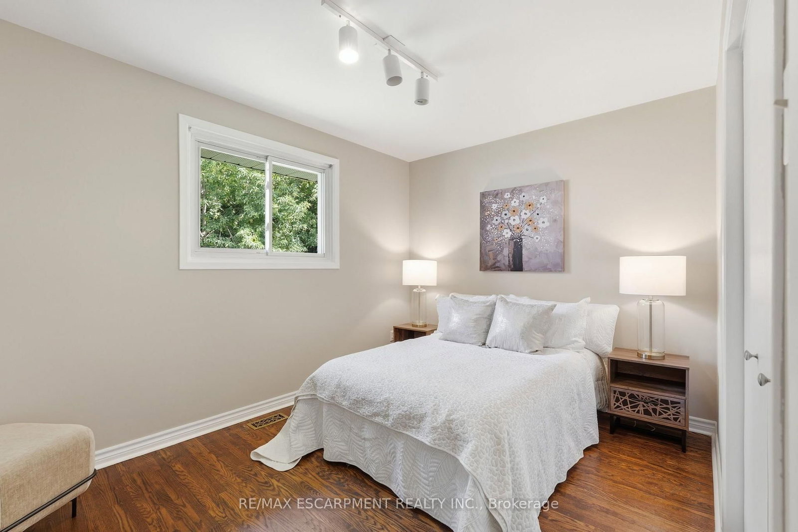 635 Ramsgate Road • Burlington, ON photo 21