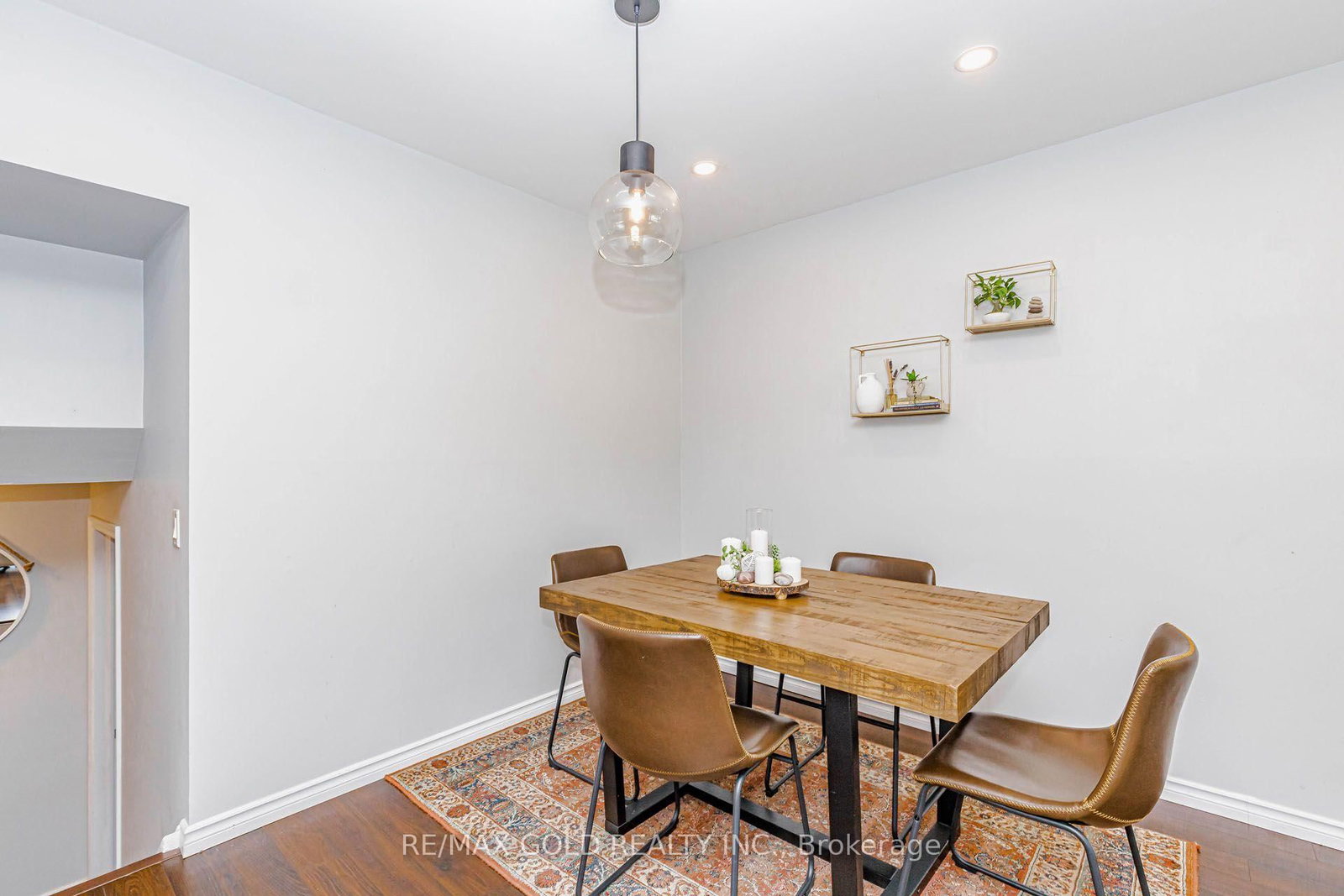 45 Grange Drive • Brampton, ON photo 11