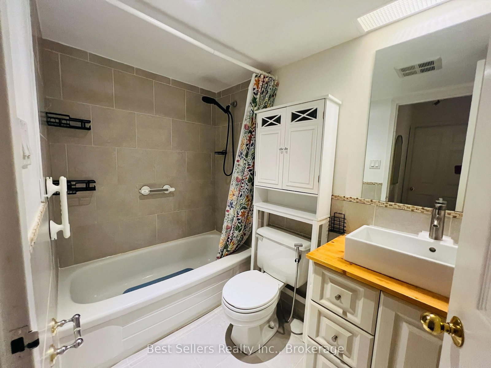 411-2091 Hurontario St, Mississauga, view 19