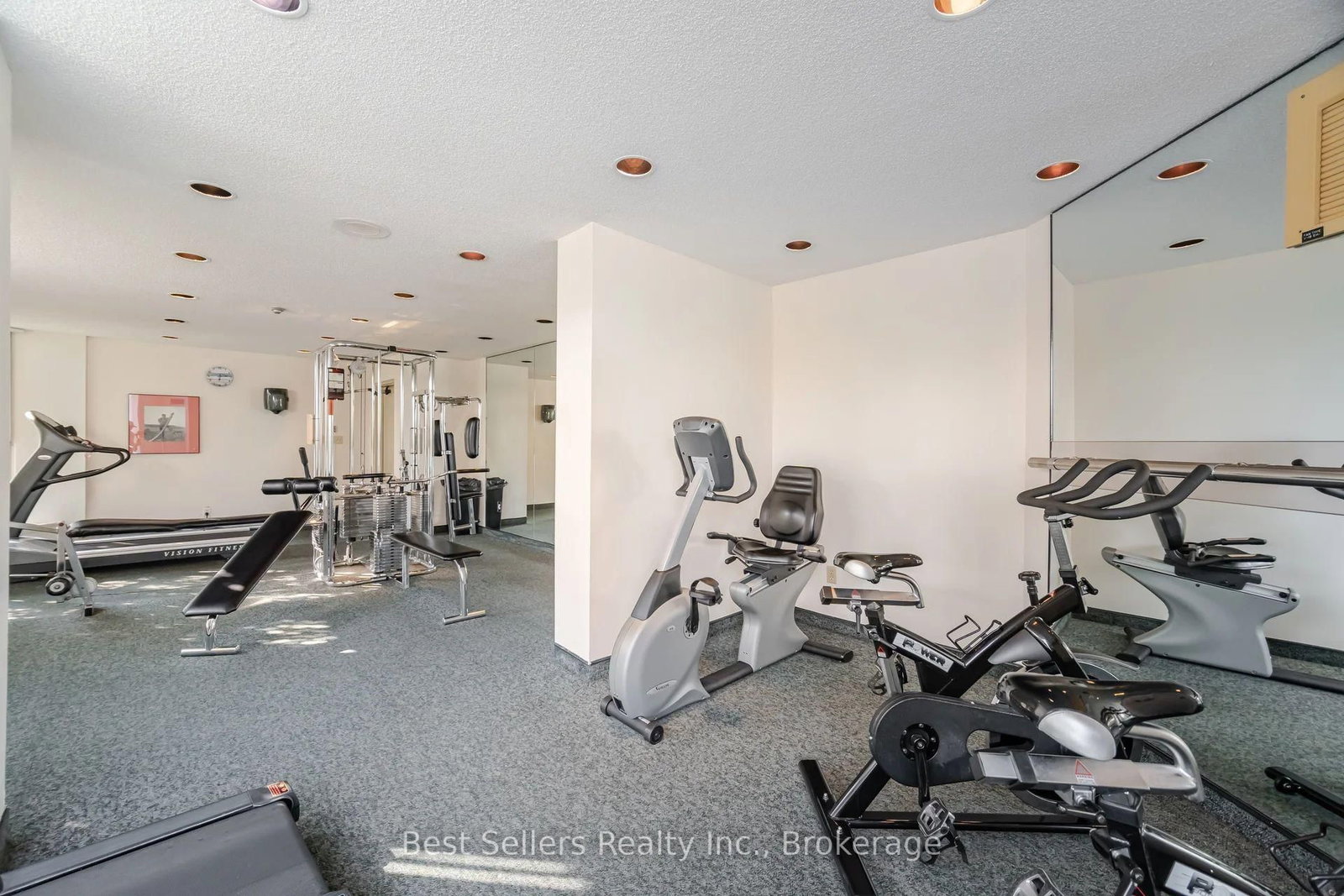411-2091 Hurontario St, Mississauga, view 38