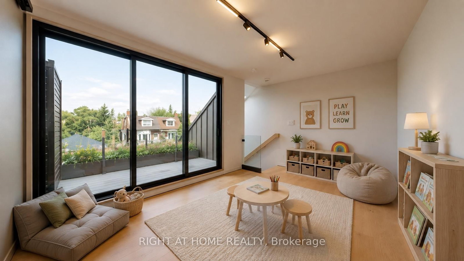 127 Glenlake Avenue • Toronto, ON photo 12