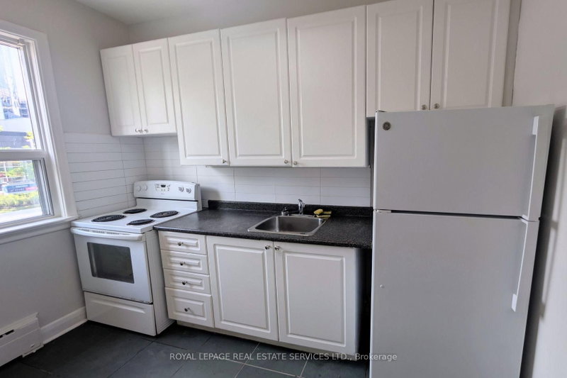 1 - 3367 Bloor Street W