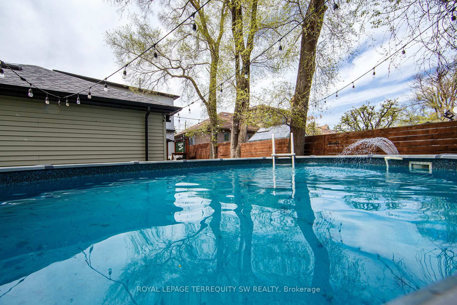 888 Fourth Street • Mississauga, ON photo 43