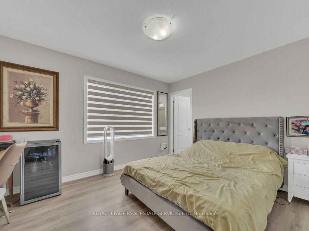 61 Rockbrook Trail • Brampton, ON photo 19