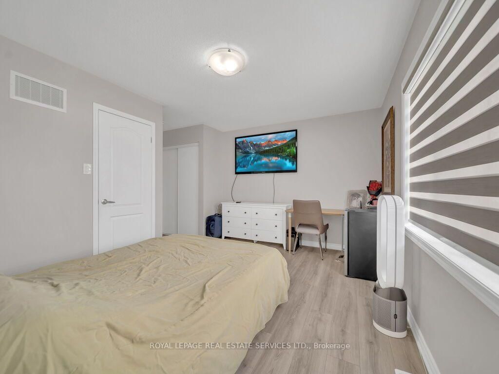 61 Rockbrook Trail • Brampton, ON photo 21