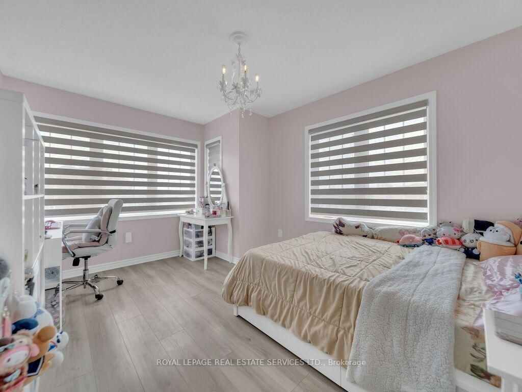 61 Rockbrook Trail • Brampton, ON photo 23