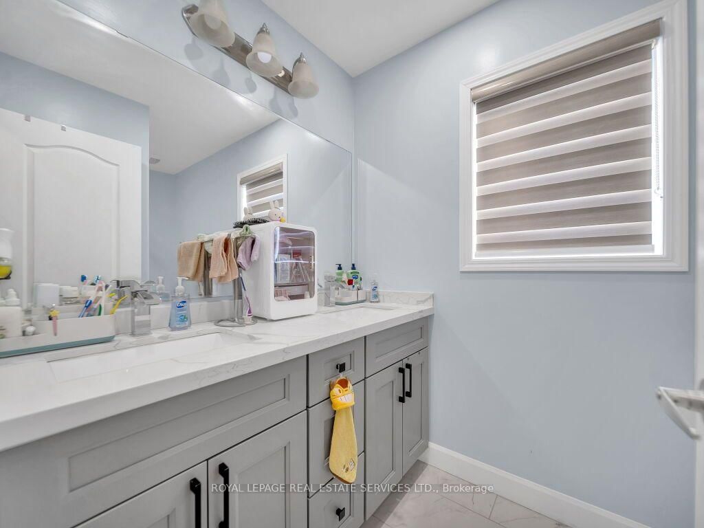 61 Rockbrook Trail • Brampton, ON photo 29