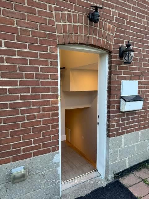 LOWER LEVEL - 29 Kirby Road
