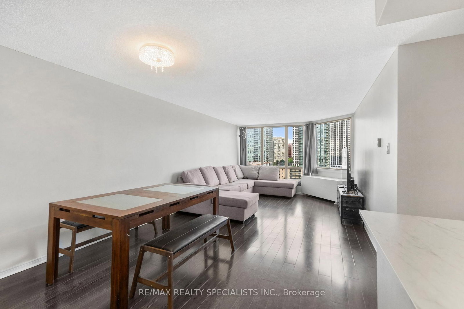1409-25 Fairview Rd, Mississauga, view 11