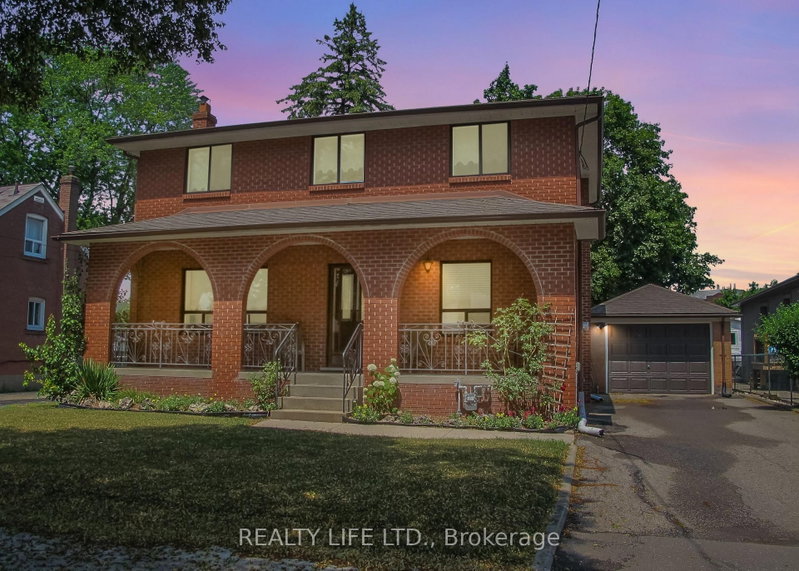 4 Rosalie Avenue
