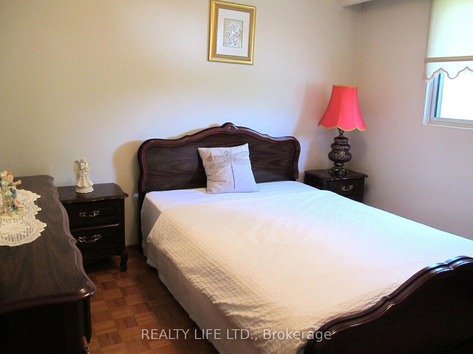 4 Rosalie Avenue • Toronto, ON photo 23