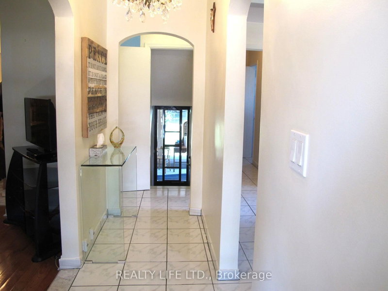 4 Rosalie Avenue