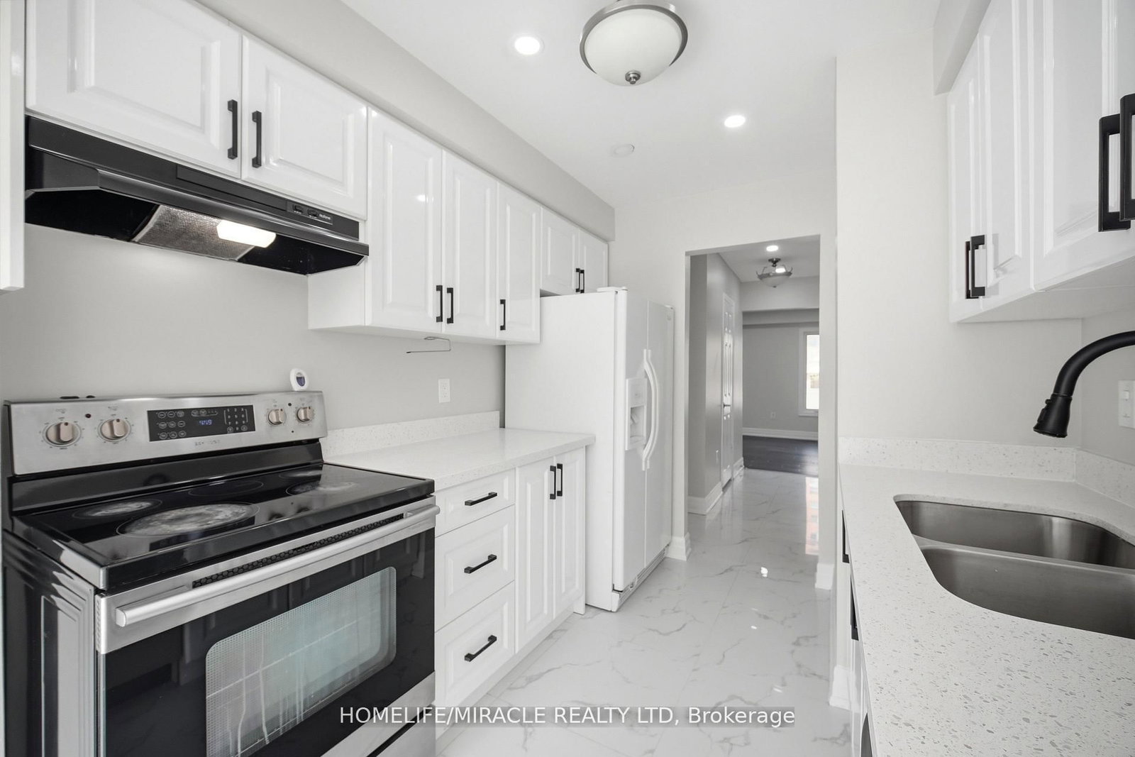 18-35 Ceremonial Dr, Mississauga, view 11