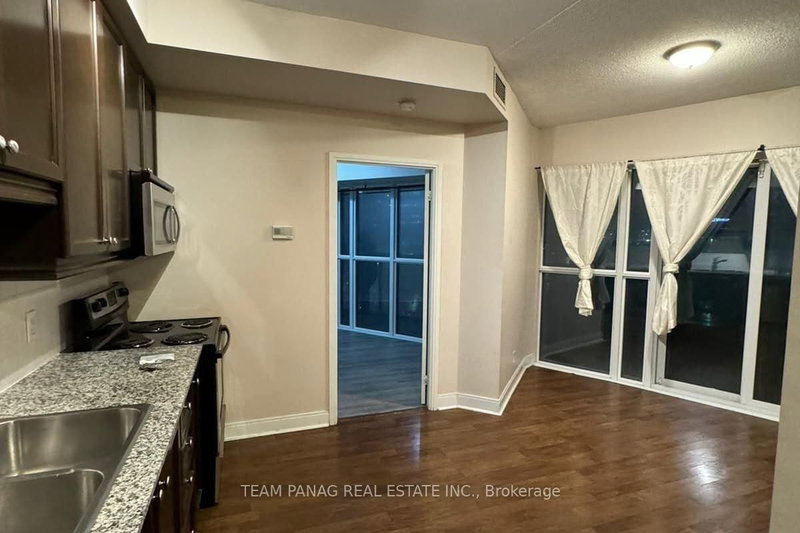 504 - 60 Absolute Avenue