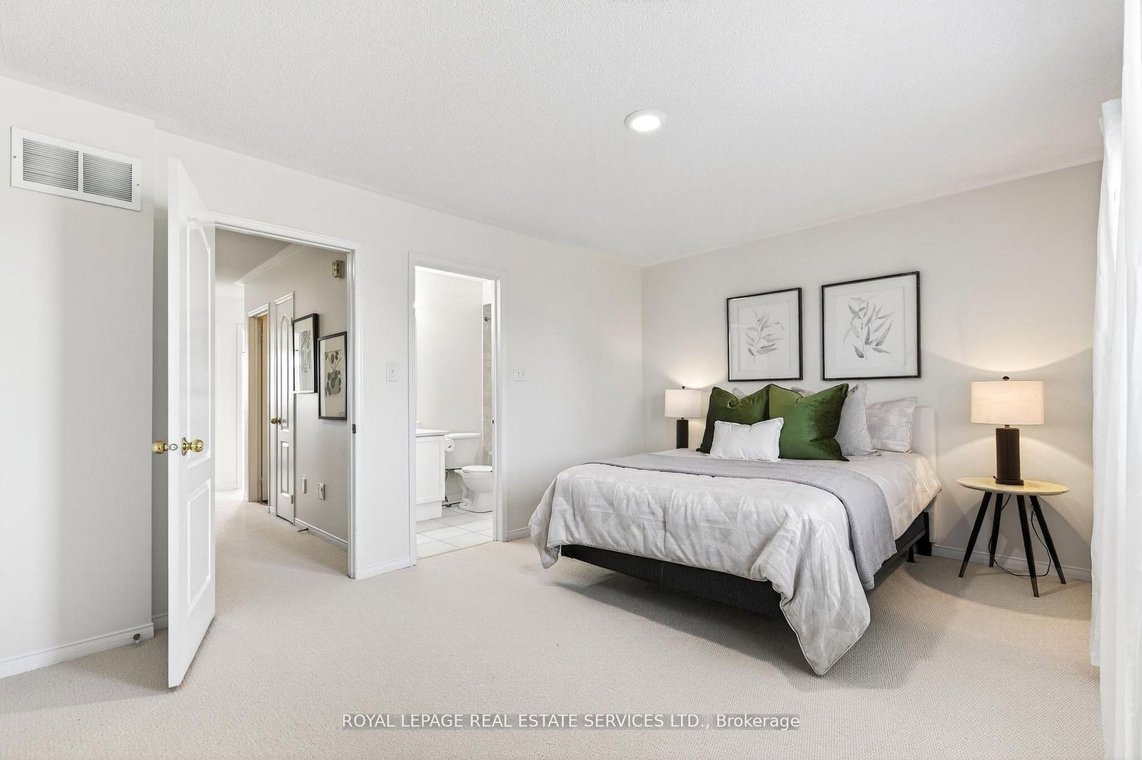 2307 Stone Glen Crescent • Oakville, ON photo 15