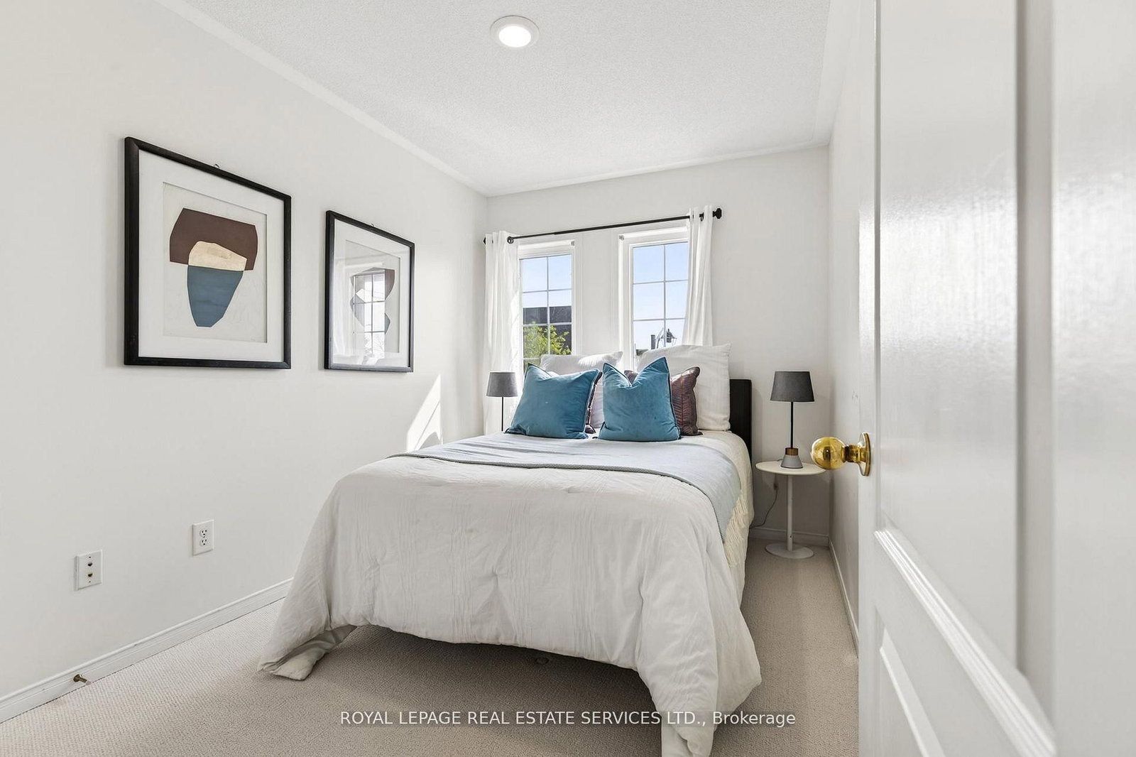 2307 Stone Glen Crescent • Oakville, ON photo 19