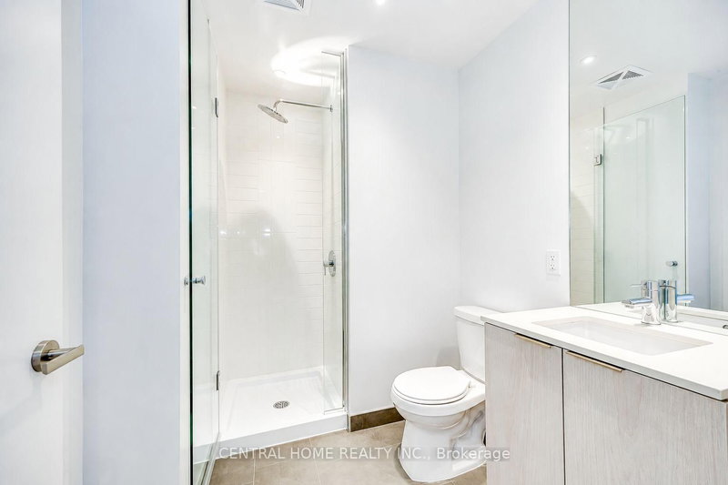 5511 - 448 Burnhamthorpe Road