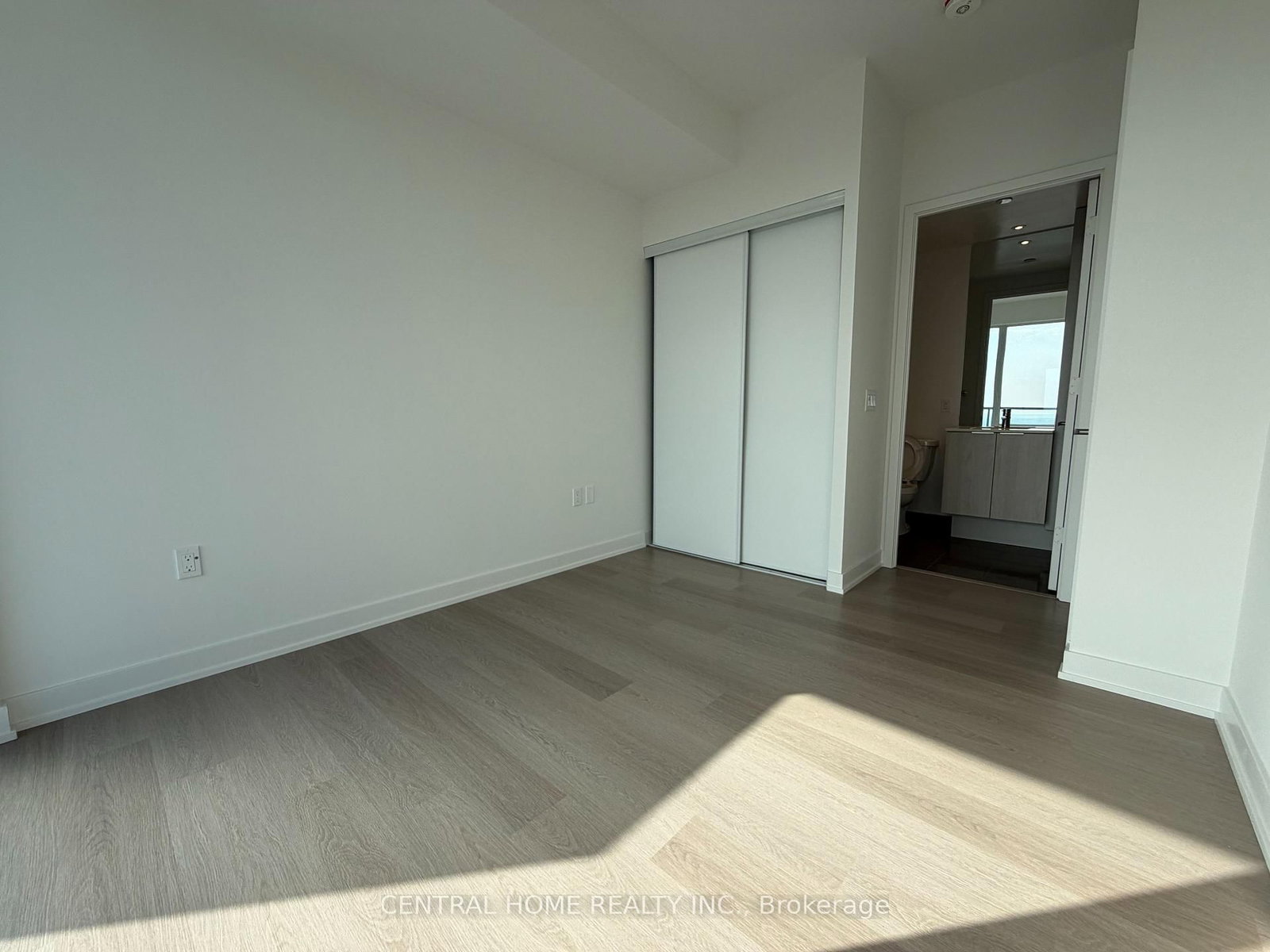 5511-448 Burnhamthorpe Rd, Mississauga, view 9