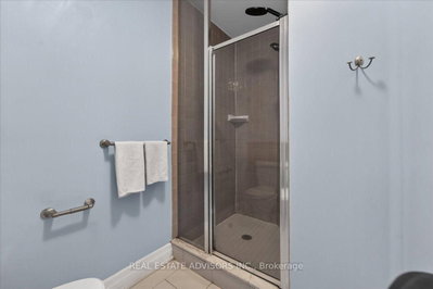 100 John Brampton,ON L6W 0A8 — Photo 12