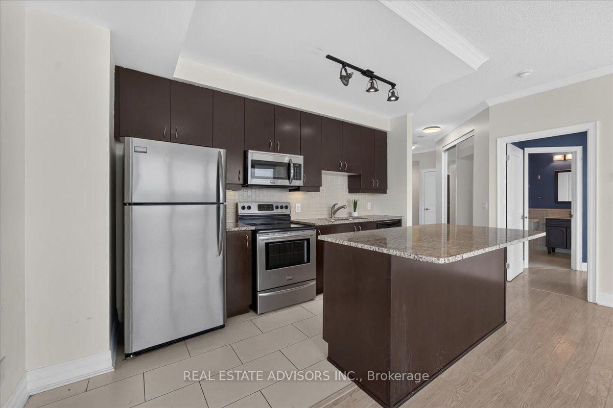 100 John Street • #608 • Brampton, ON photo 17