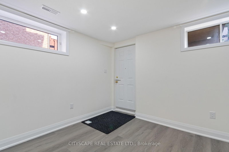 Lower - 163 Rankin Crescent