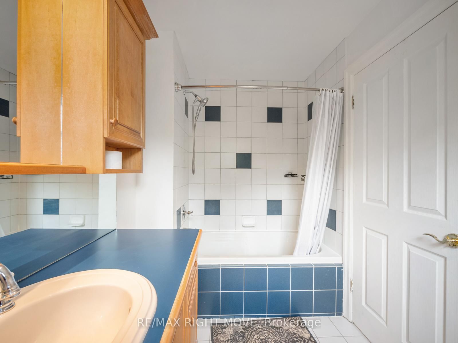 7135 Pond St, Mississauga, view 39