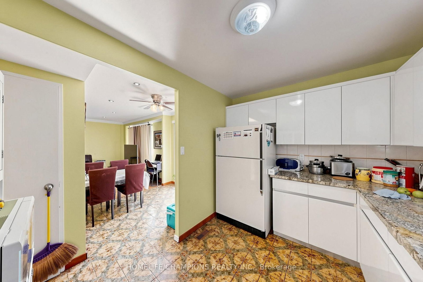 18 San Vito Way • #18 • Toronto, ON photo 12