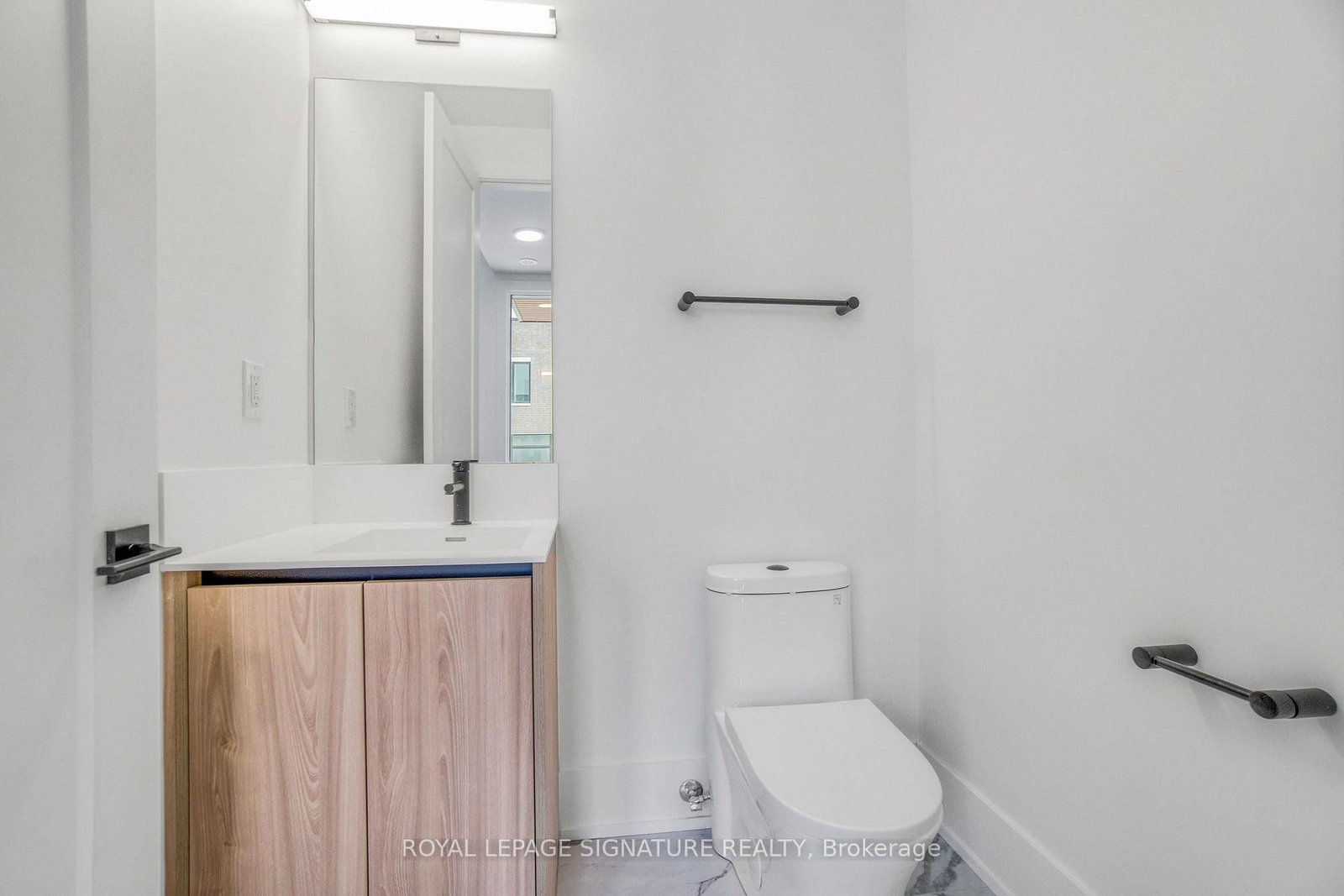47-40 Lou Parsons Way, Mississauga, view 13