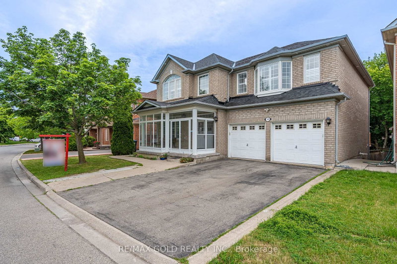 141 Whitwell Brampton,ON L6P 1L2 — Photo 4