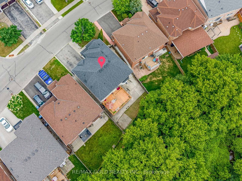 141 Whitwell Brampton,ON L6P 1L2 — Photo 6
