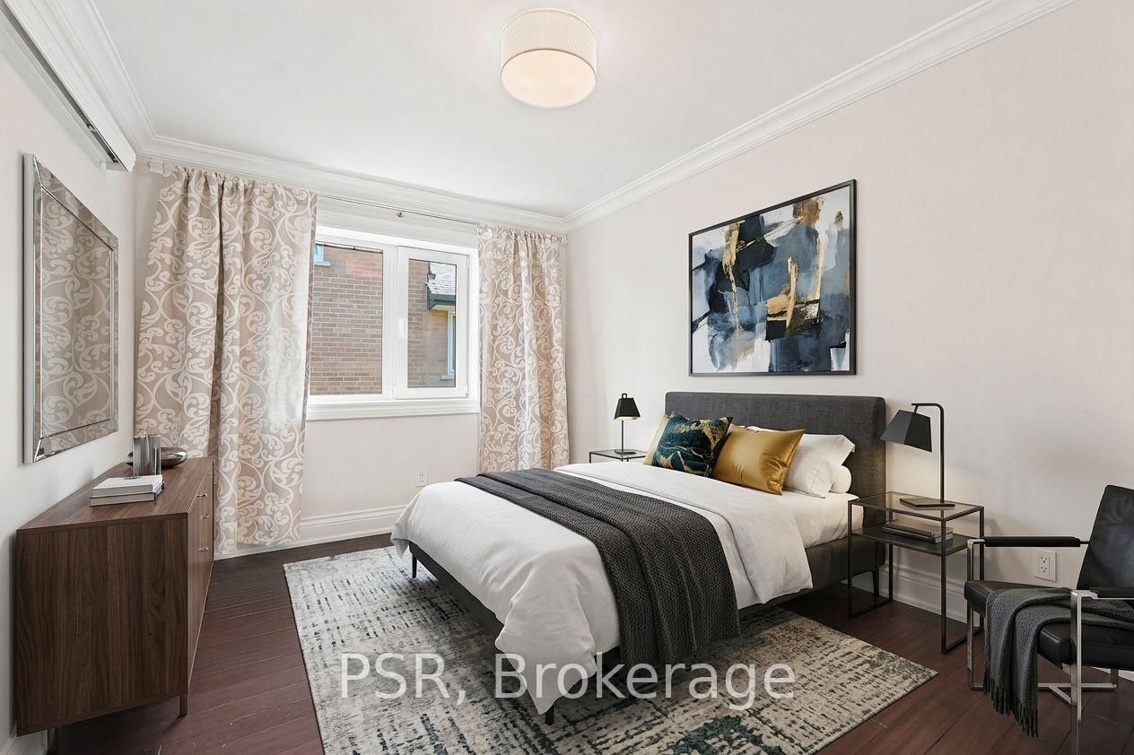 61 Robinglade Drive • Toronto, ON photo 17