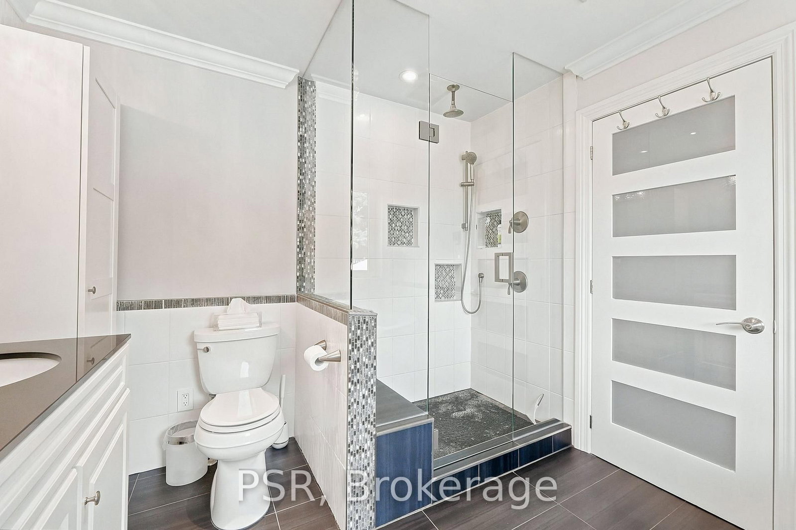 61 Robinglade Drive • Toronto, ON photo 26